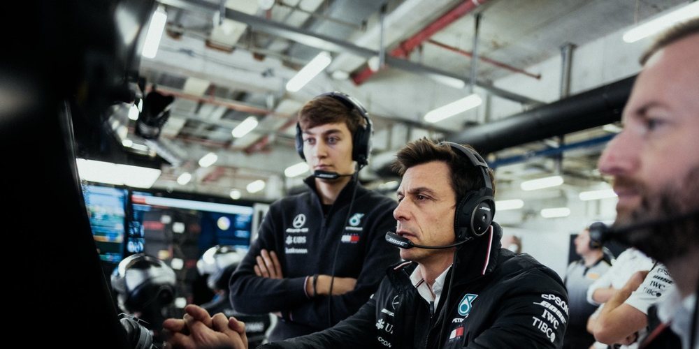 Toto Wolff: "Mercedes ha sufrido un ligero contratiempo con el nuevo plan de motor"