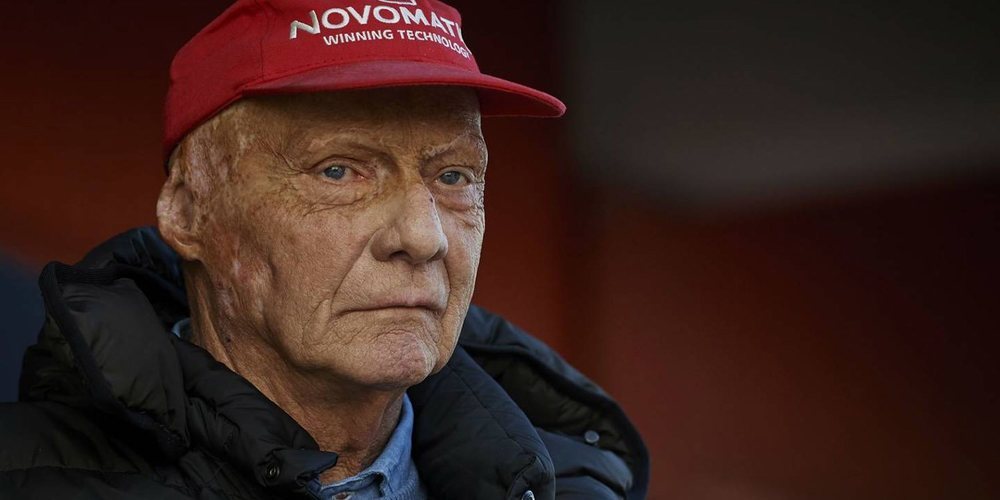 Niki Lauda, sobre su estado de salud: "En un mes debería estar totalmente recuperado"