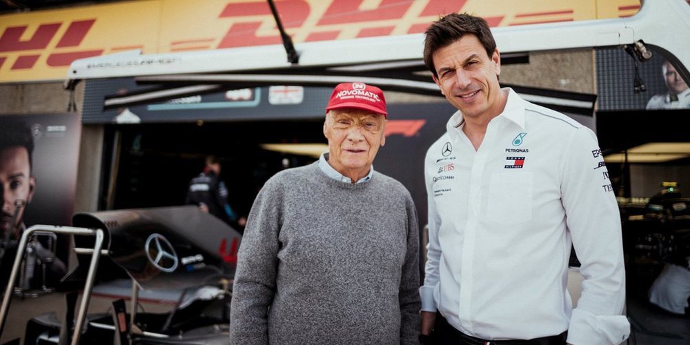 Toto Wolff, sobre la relación entre Mercedes y Ferrari: "Es difícil mantener una actitud amistosa"