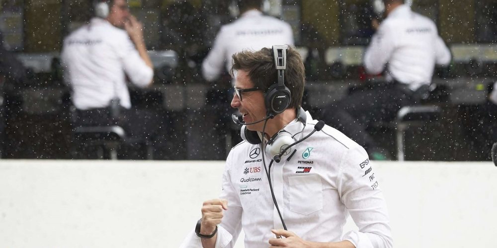 Toto Wolff, sobre el gran momento de Hamilton: "Está mejorando en todas las áreas"