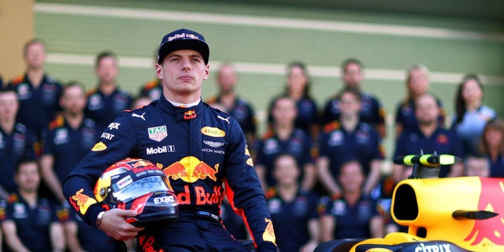 Tom Coronel: "Lewis Hamilton está asustado por el avance de Max Verstappen"