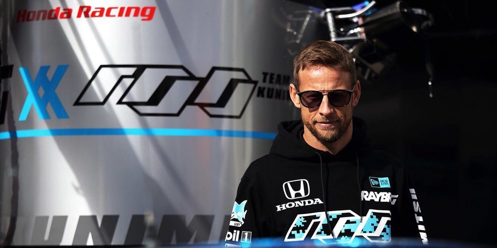 Jenson Button: "Quizá con los cambios de normativa tengamos a tres equipos luchando arriba"