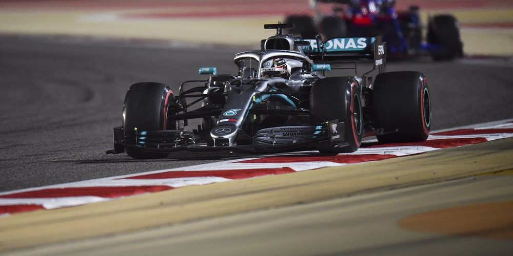 Lewis Hamilton se alza con la victoria y enorme debacle de Ferrari en el Gran Premio de Baréin