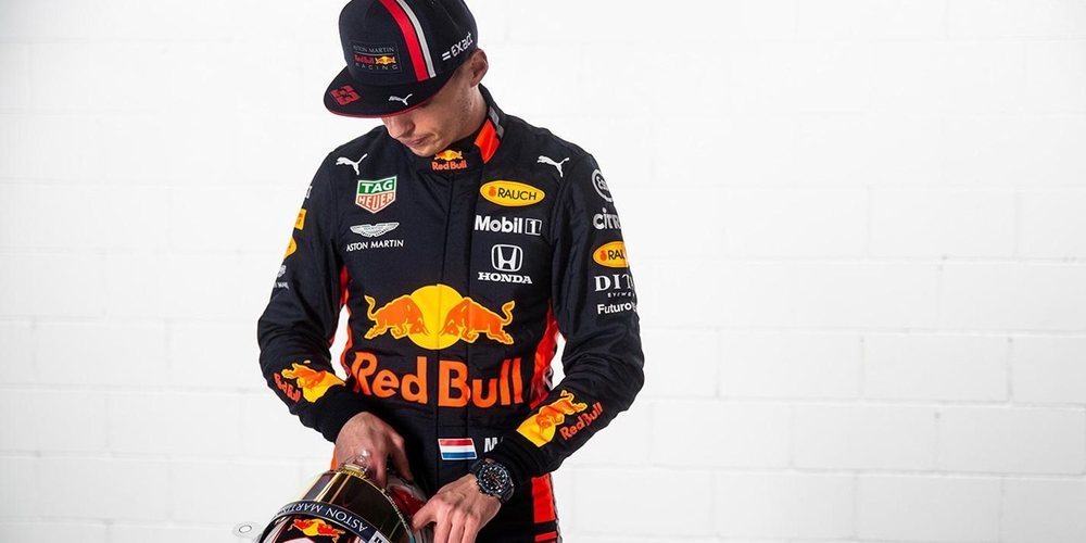 Max Verstappen explica el incidente con Sainz: "Él frenó tarde por el exterior y yo también"