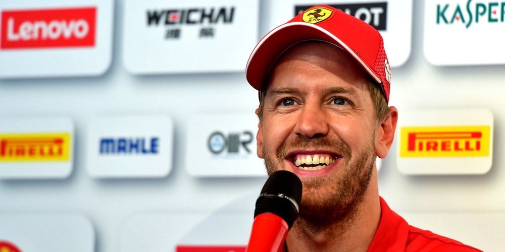 Mark Webber cree que Vettel se encuentra en una encrucijada respecto a su futuro en la F1