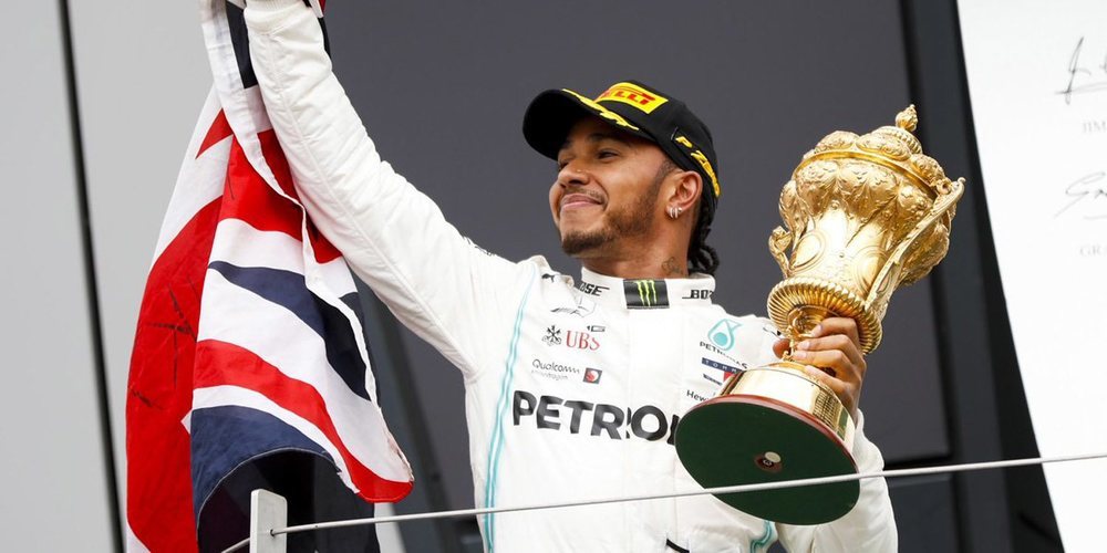 Lewis Hamilton vence en su Gran Premio de casa y logra números históricos en F1
