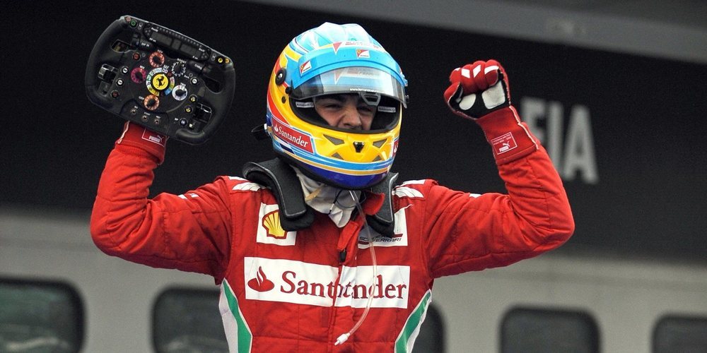 Vettel debería fichar por Red Bull y Alonso regresar a Ferrari, según Karun Chandhok