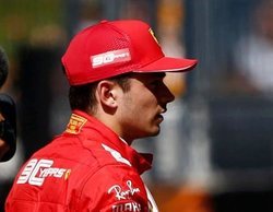 Mika Häkkinen critica a Ferrari por dejar rodar a Leclerc con el alerón delantero roto