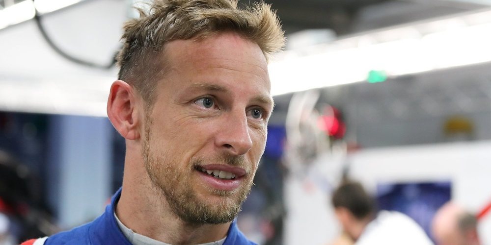 Jenson Button señala a Verstappen como el piloto más rápido de la historia de la F1