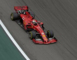 Los Cavallino Rampante de Vettel y Leclerc lideran la tabla de tiempos en los Libres 2