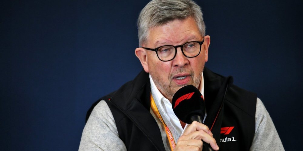 Ross Brawn: "Los neumáticos son fiables, así que nunca criticaría a Pirelli"