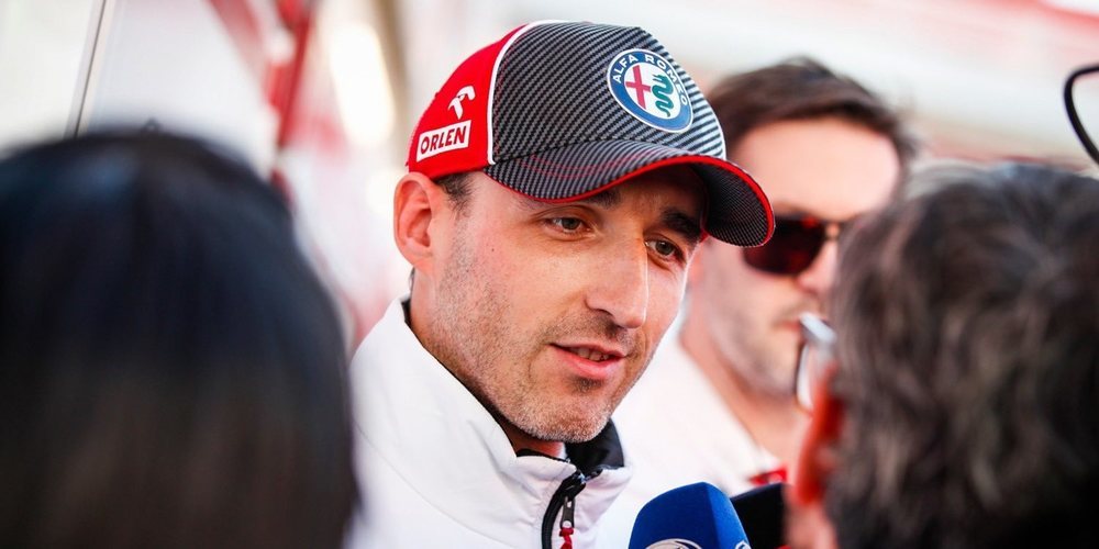 Robert Kubica, el más rápido en una jornada marcada por las tandas largas