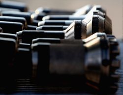 La F1 trabaja en la elaboración de material médico para luchar contra el COVID-19