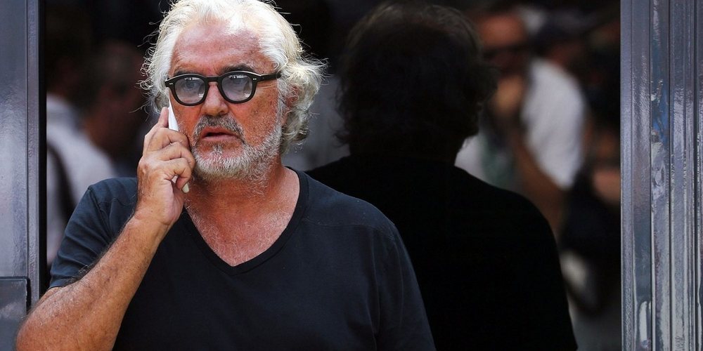 Flavio Briatore: "Si yo hubiera estado en Ferrari, hubiese subido a Leclerc en 2018"