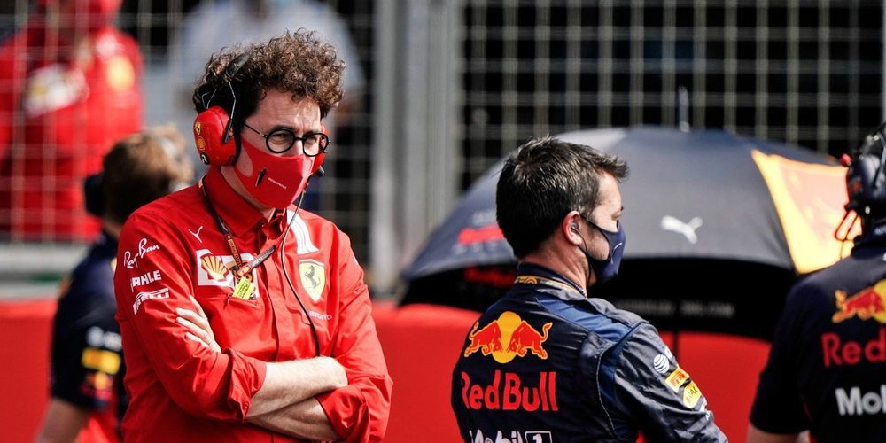 Binotto, sobre los cambios en el chasis de Vettel: "Dejaré que el piloto y el equipo lo discutan y decidan"