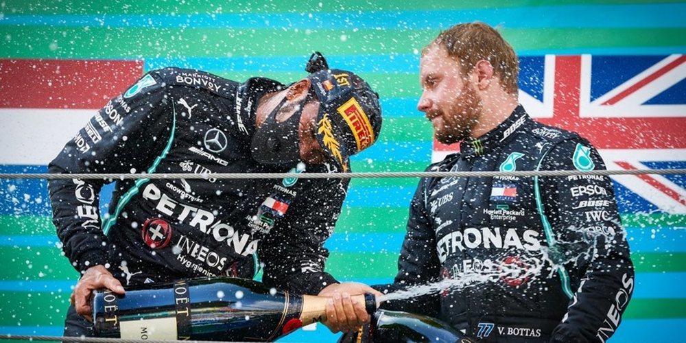 Helmut Marko: "Nos preguntamos por qué Bottas no pudo adelantar a Verstappen en Barcelona"