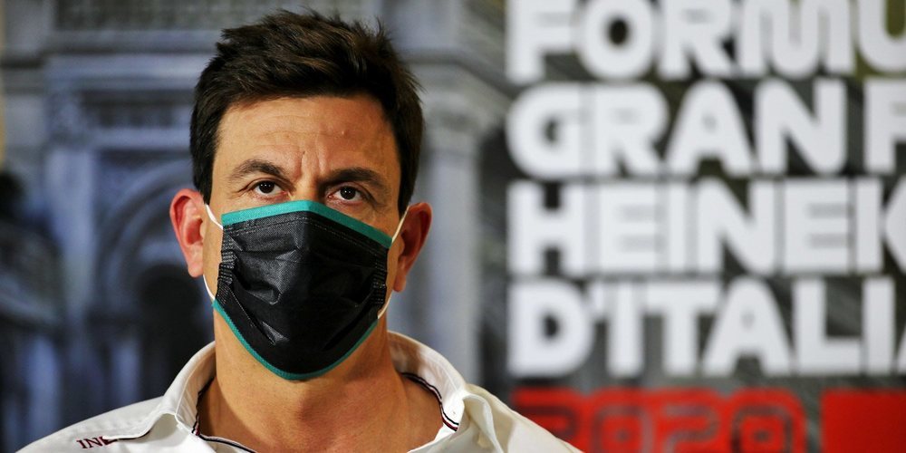 Toto Wolff: "Ocho años como director de equipo están pasando factura"