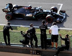 Lewis Hamilton esquiva las dificultades y se alza con la victoria en una carrera caótica en Mugello