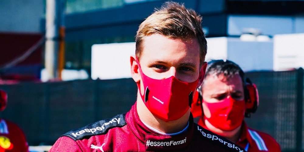 Mick Schumacher: "Un gran momento para mí y estoy muy agradecido a Ferrari por esta oportunidad"