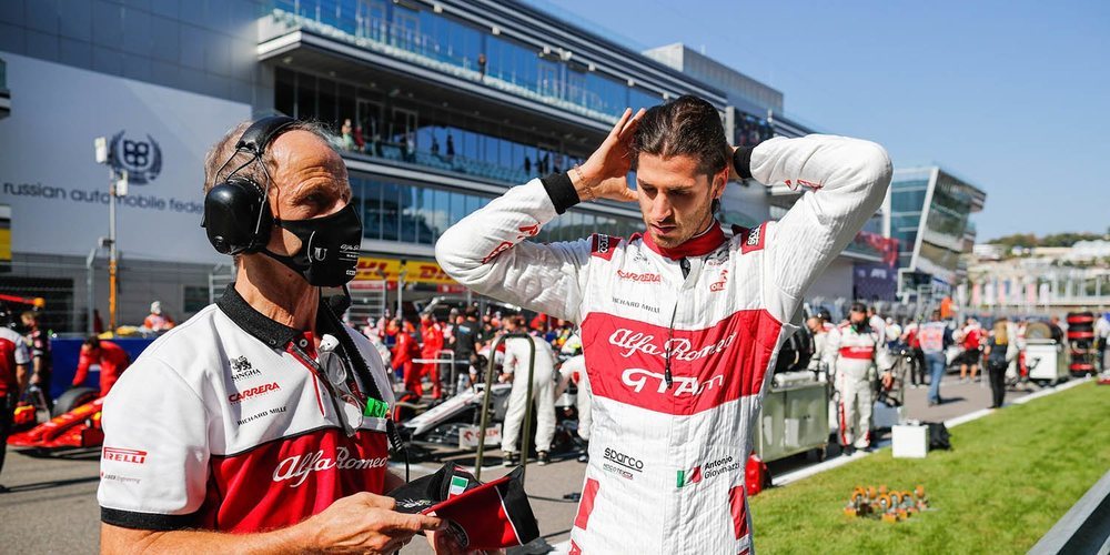 Giovinazzi: "Es frustrante terminar fuera de los puntos, pero estoy satisfecho con el resultado"