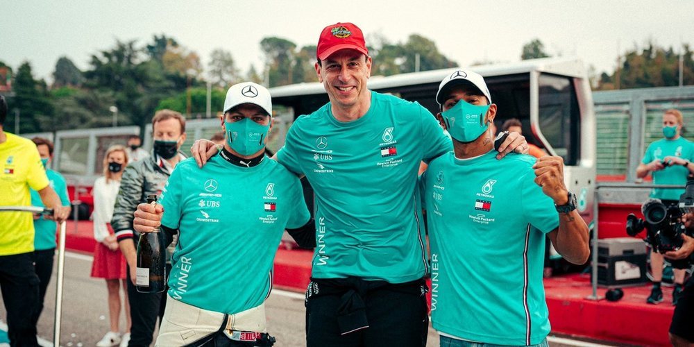 Lewis Hamilton: "Me siento muy orgulloso de formar parte de este equipo"