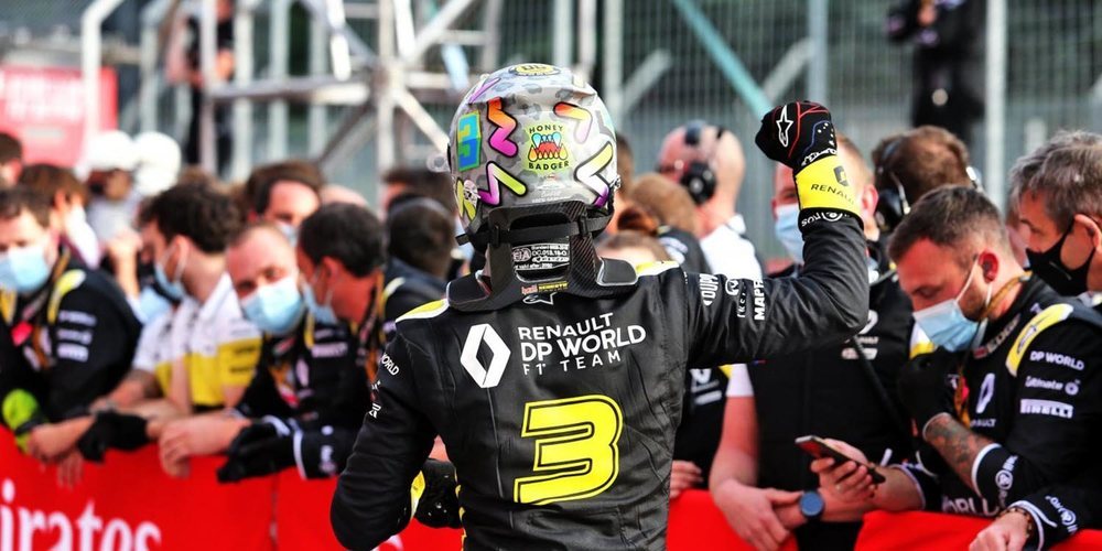 Daniel Ricciardo: "¡Dos podios en tres carreras! Estoy muy contento, valió la pena arriesgar hoy"