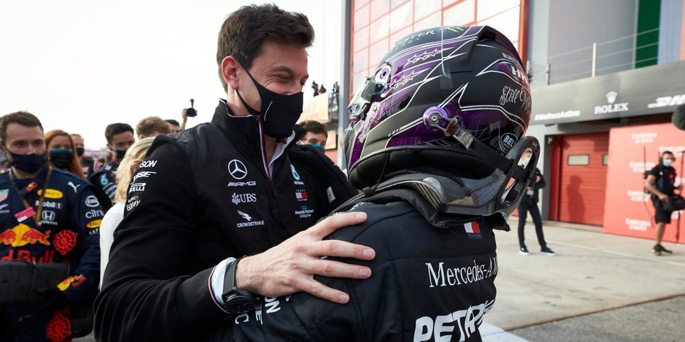 Toto Wolff habla de su equipo: "Nos preocupamos los unos por los otros en el equipo"