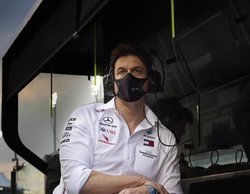 Toto Wolff y Dave Robson creen que los tiempos de 2021 serán más lentos que los de este año