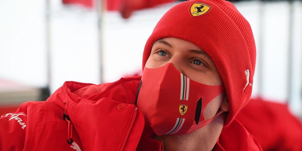 Mattia Binotto: "La FDA está para que nuestros pilotos lleguen a Ferrari, no a la F1"
