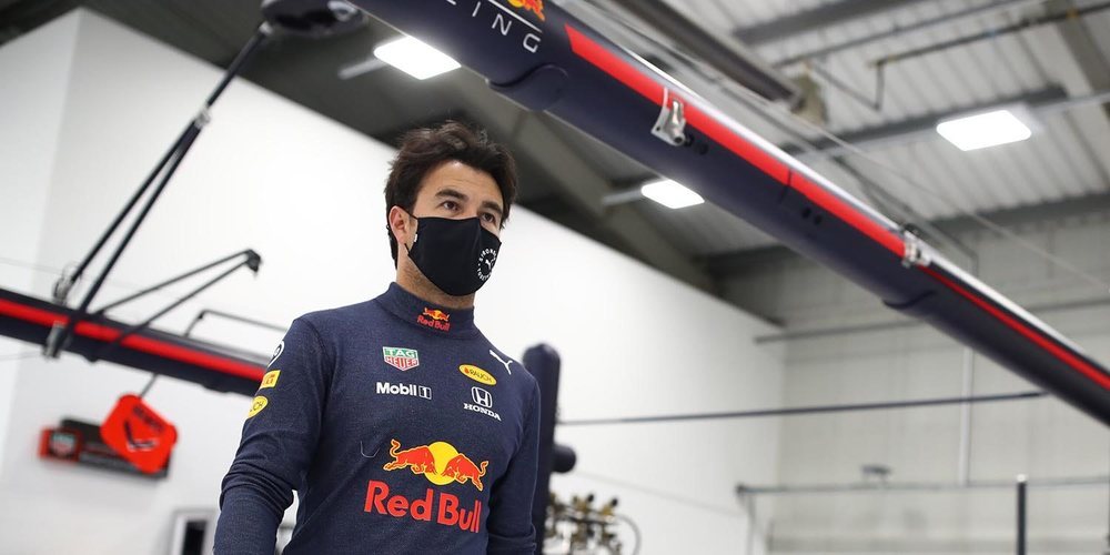 Pérez: "Todos sabemos lo talentoso que es Verstappen y lo rápido que es; será un reto enorme"