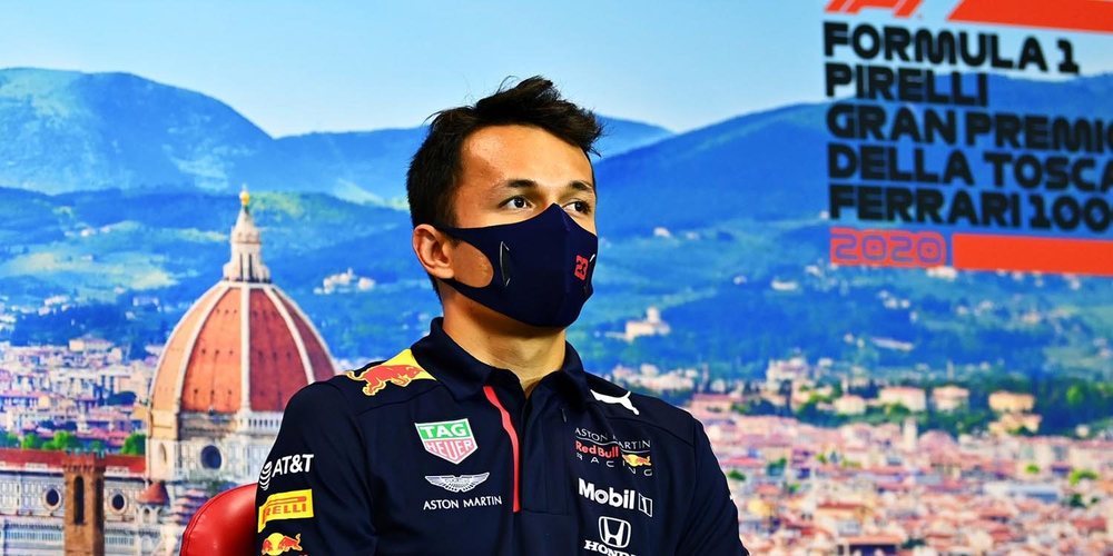 Alexander Albon: "Mi objetivo principal es estar en un monoplaza de F1 para 2022"