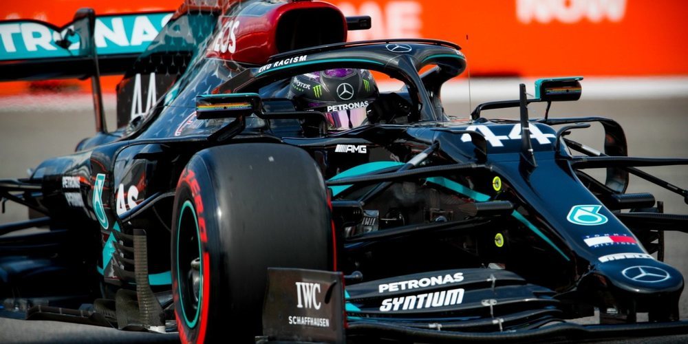 Lewis Hamilton: "Arrodillarse no es lo más importante, lo es que se tomen medidas reales"