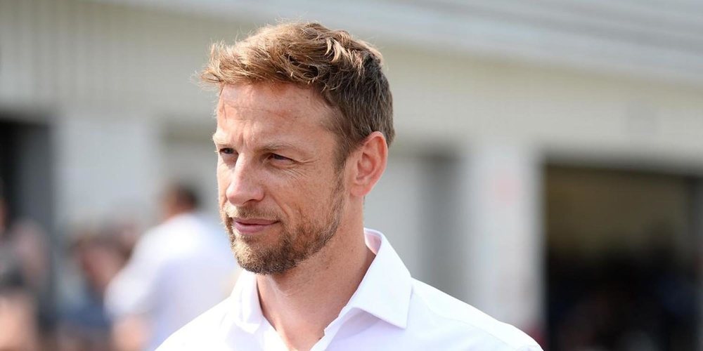 Jenson Button: "Tener una batalla entre Verstappen y Hamilton es lo que necesita la F1"