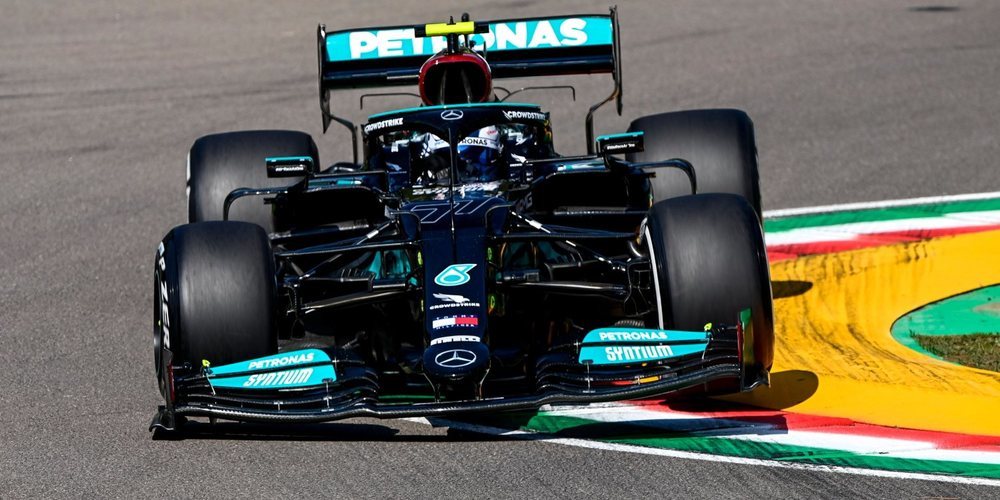 Mercedes lidera los Libres 2 con Valtteri Bottas al frente de la tabla