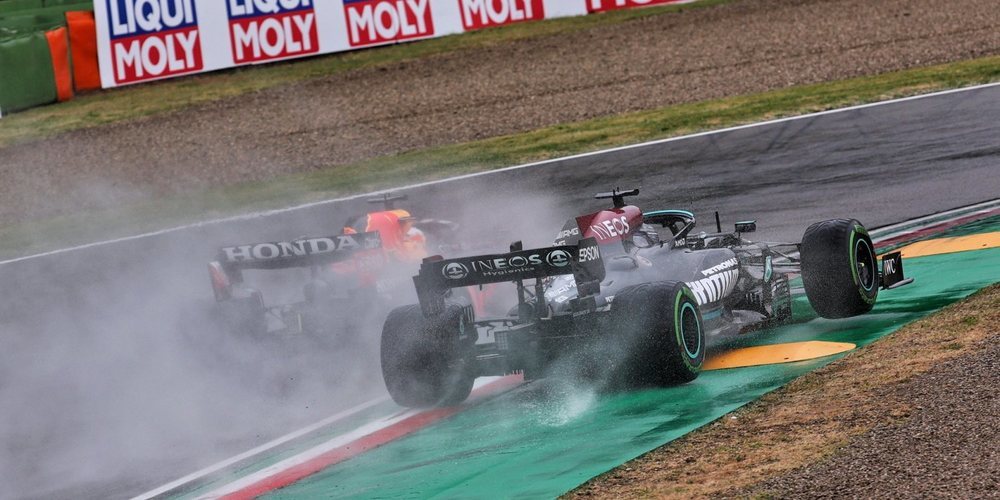 Villeneuve: "Pérez puede ayudar a Max más de lo que Bottas puede ayudar a Hamilton"