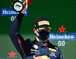 Verstappen responde a Rosberg: "No necesito que me haga darme cuenta de lo bueno que es Lewis"