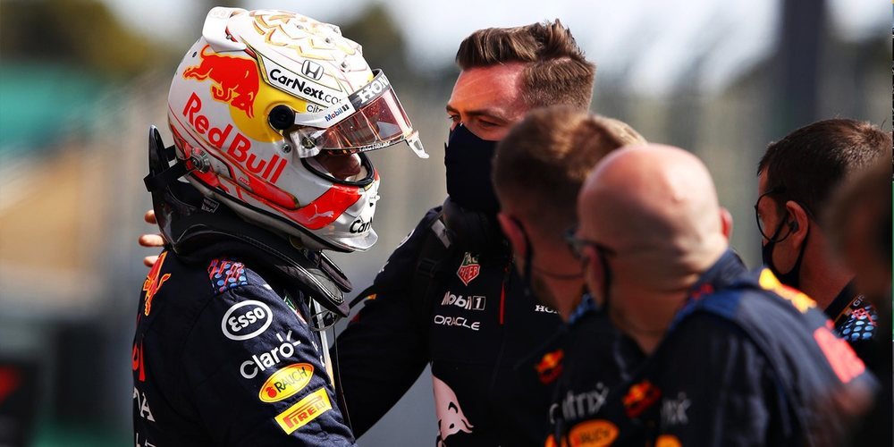 Verstappen responde a Rosberg: "No necesito que me haga darme cuenta de lo bueno que es Lewis"