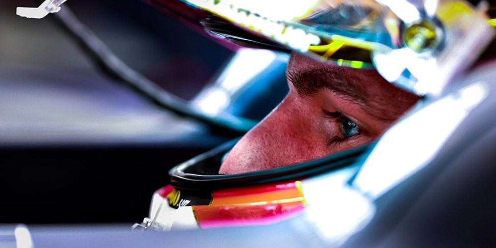 J. Verstappen, de Red Bull: "Están haciendo lo posible para ganar el título, pero de momento no es suficiente"