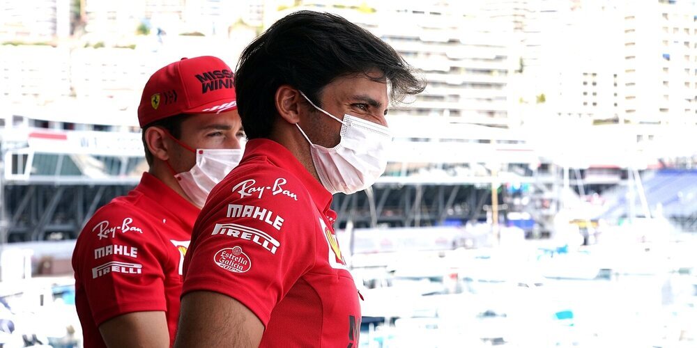 Sainz y su buena relación con Leclerc: "¿Por qué debería pelearme con mi compañero?"