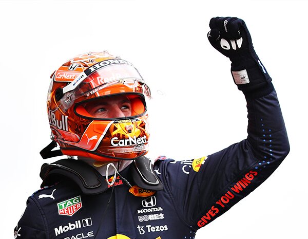 La lluvia brinda un gran espectáculo en la sesión de clasificación de Bélgica; Verstappen pole, Russell 2º - Vimarsana News