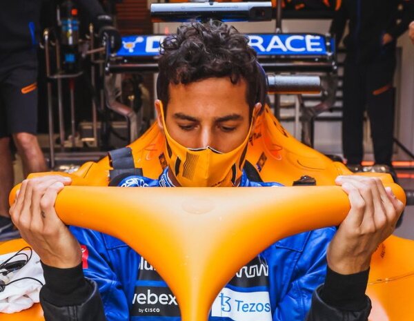 Daniel Ricciardo: "Con suerte podemos sumar algunos puntos decentes y tal vez subir al podio" - Vimarsana News