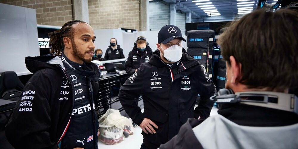 Lewis Hamilton: "Creo que hubiera sido una gran carrera si no hubiese llovido tan fuerte"