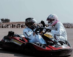 Vettel continúa su movimiento personal y participa en un evento de karting con mujeres en Jeddah