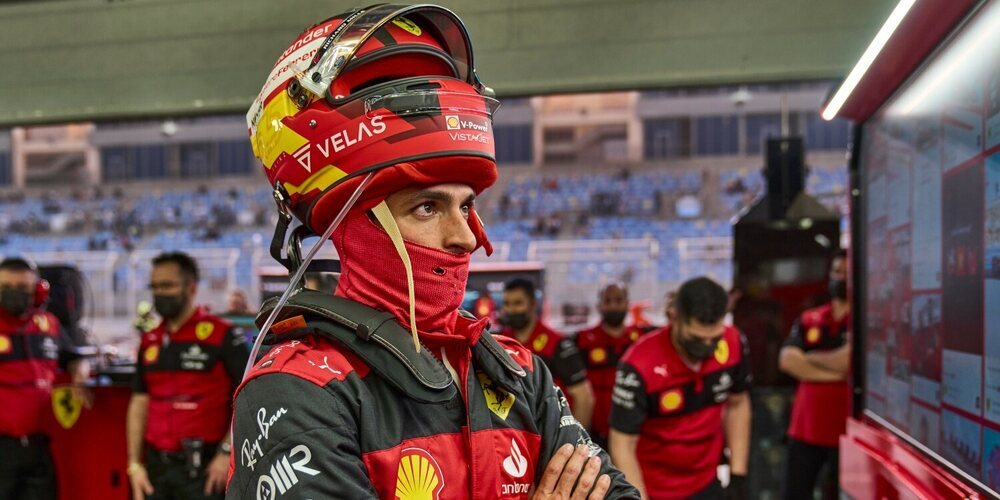 Sainz, de Mercedes: "Es típico de ellos dar bombo a los demás y luego llevarse la competición"