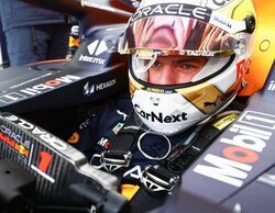 Verstappen no se esconde y firma el mejor tiempo en la primera jornada de Libres; Ferrari acecha