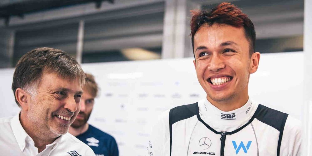 OFICIAL: Alex Albon se queda en Williams para 2023 y más allá