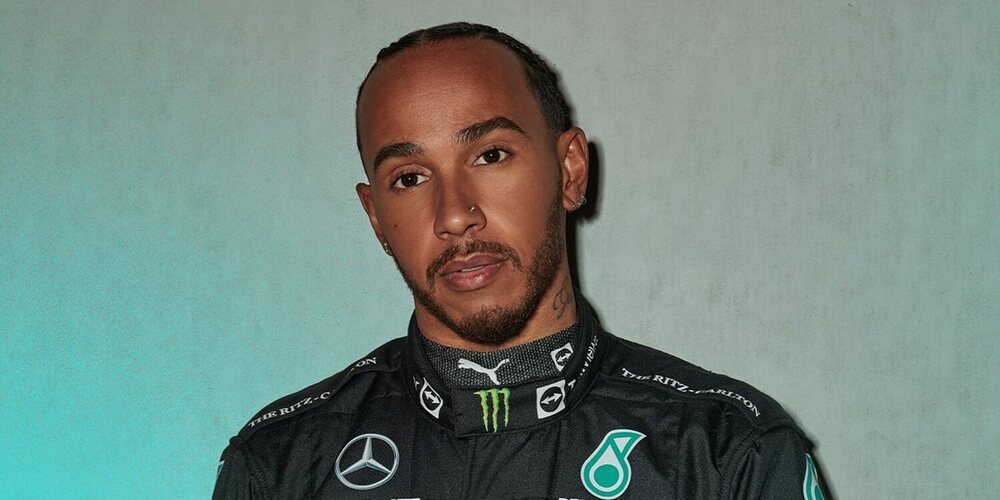 Brawn compara a Hamilton con Schumacher: "Debes decidir si quieres ser parte de la solución o del problema"