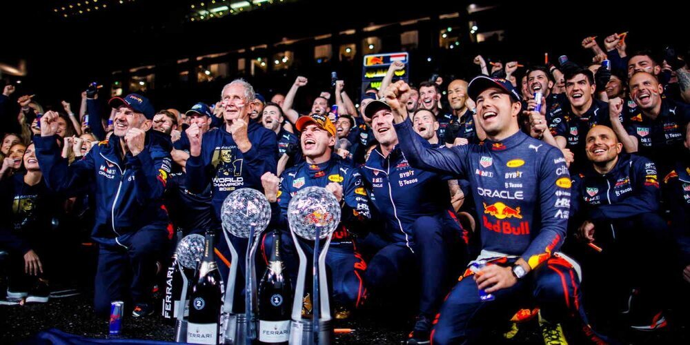 Red Bull y Aston Martin a la espera de las sanciones por haber incumplido el reglamento financiero en 2021