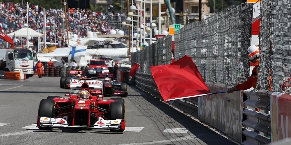 Guía para principiantes (III): Las banderas y las sanciones en la F1