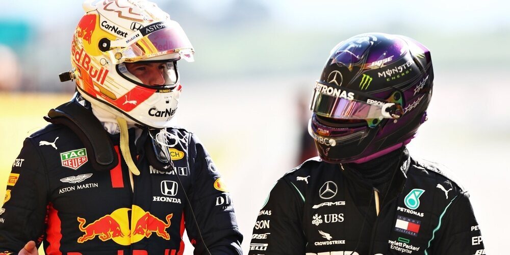 Hamilton niega tener problemas con Verstappen: "Hizo lo que tenía que hacer en 2021"